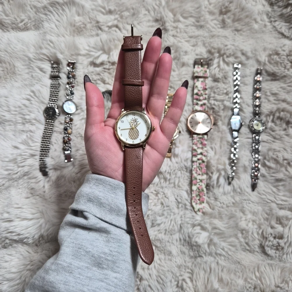 Watch Bundle Lot Vintage Modern Silver Tone Floral Silicone Band Large Mixed Lot